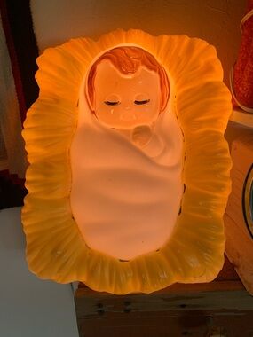 Vintage Blowmold- Nativity Baby Jesus